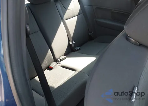 2009 Ford Focus Se z USA, uszkodzony, nr VIN 1FAHP32N29W224590